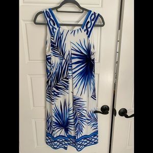 Medium summer dress, sleeveless
